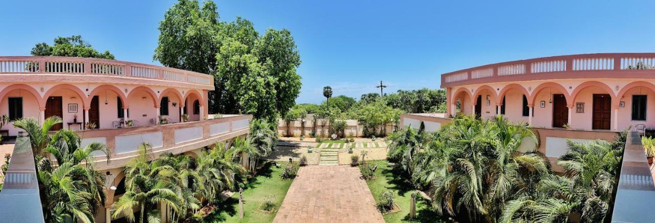 Lily Pool Villa Pondicherry Exterior foto